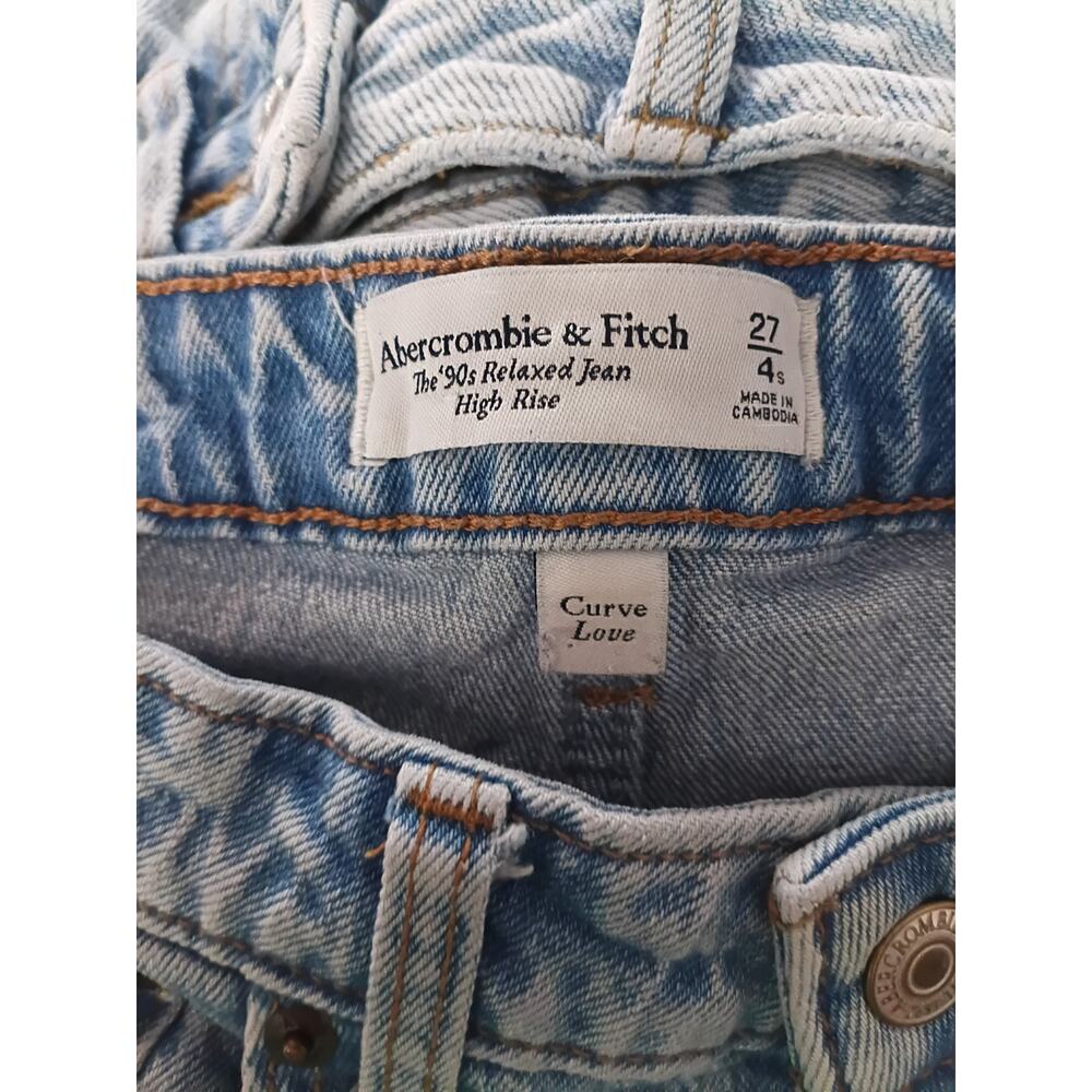 Abercrombie & Fitch The 90s Relaxed Jean High Rise size 27 - Picture 4 of 4